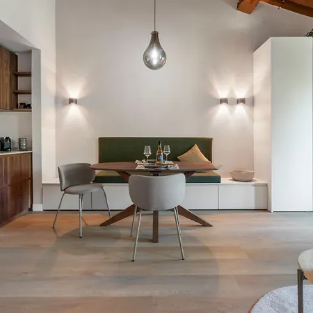 Correggiolo Romantic Apartment, Pool, Montaione, Toscana Montaione